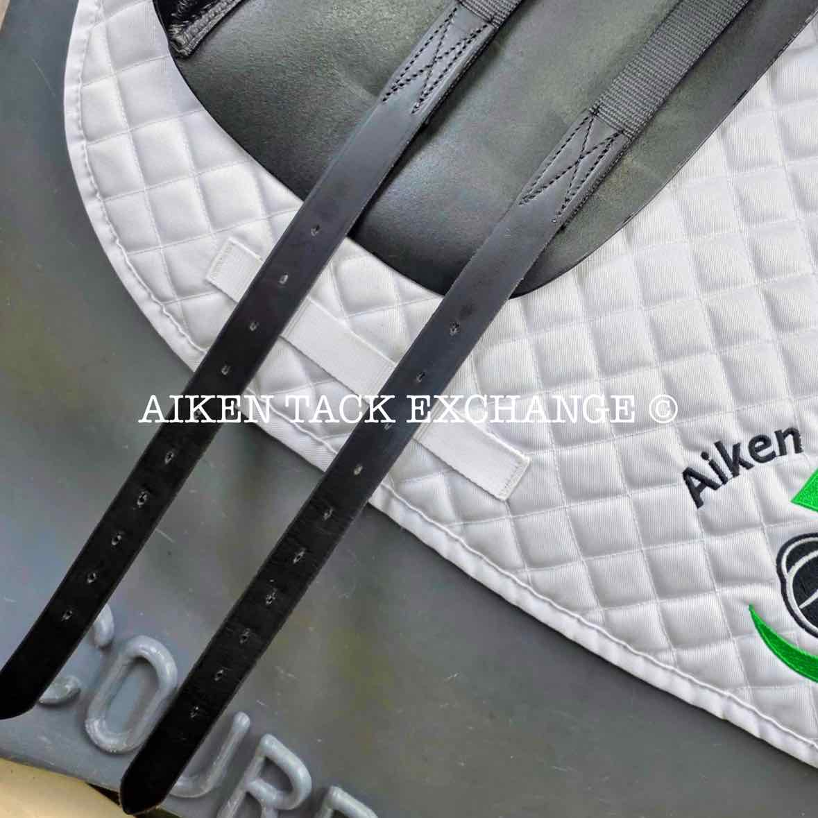 2018 Stubben Virginia Deluxe Dressage Saddle, 17.5" Seat, 29cm Tree - Medium, Wool Flocked Panels