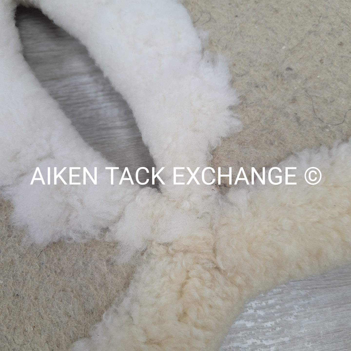 Beval Sheepskin Wither Relief Pad
