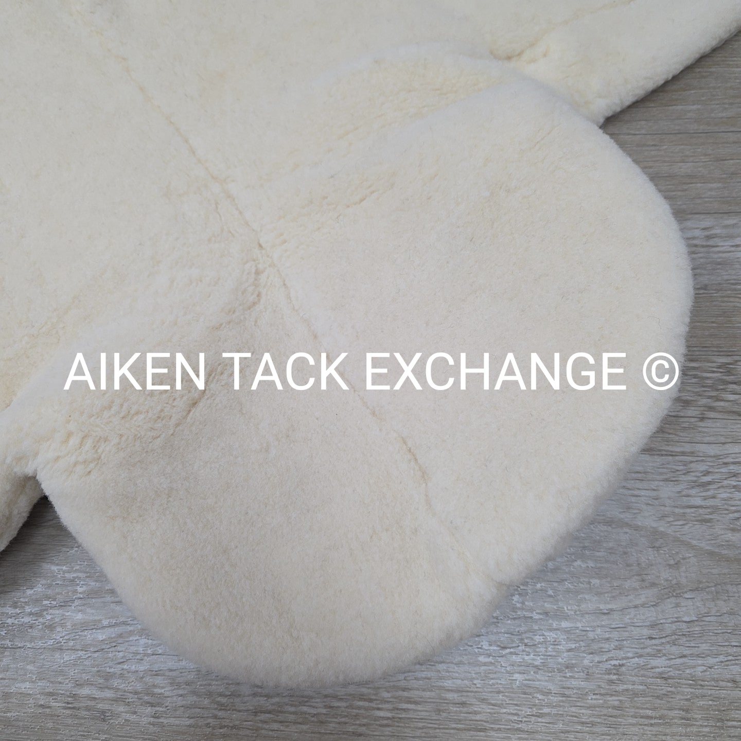 Toklat WoolBack Contour Dressage Saddle Pad