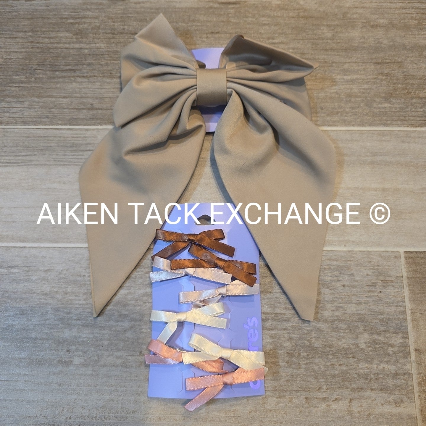 Claire's Hair Clip Bundle - 8 Small, 1 Large