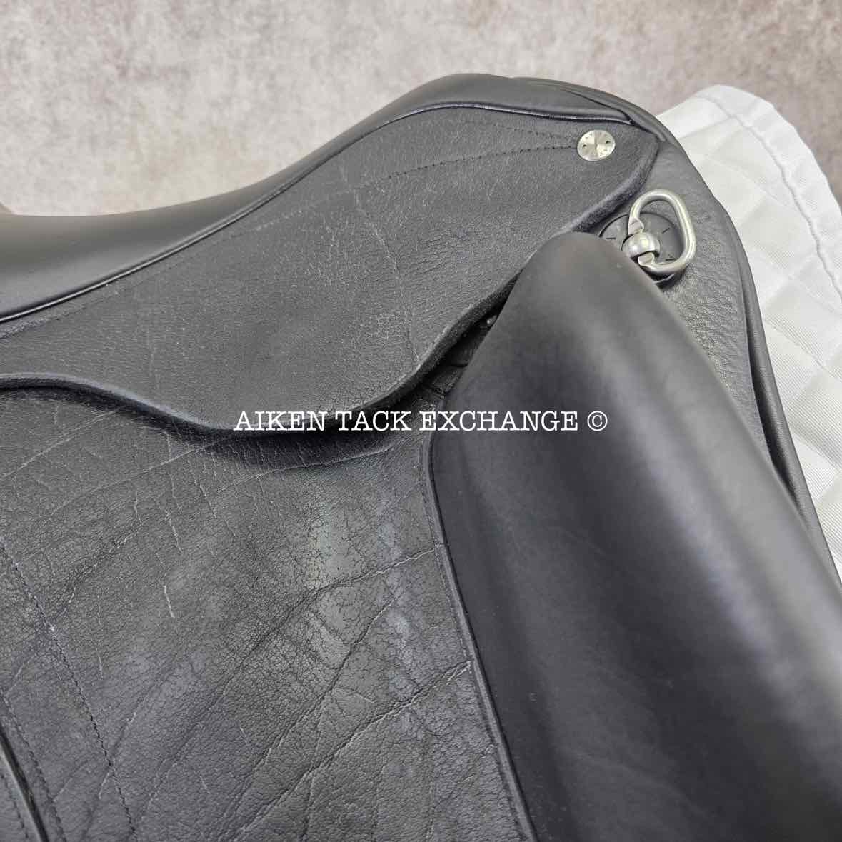 2023 Aviar Rook 2.0 Monoflap Dressage Saddle, 17.5" Seat, Adjustable Tree, Foam Panels