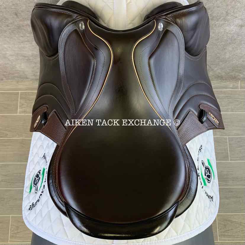 2022 CWD SE32 2GS Mademoiselle Close Contact Jump Saddle, 16.5" Seat - S0, 1L Flap, Medium Tree, Foam Panels, Full Buffalo Leather