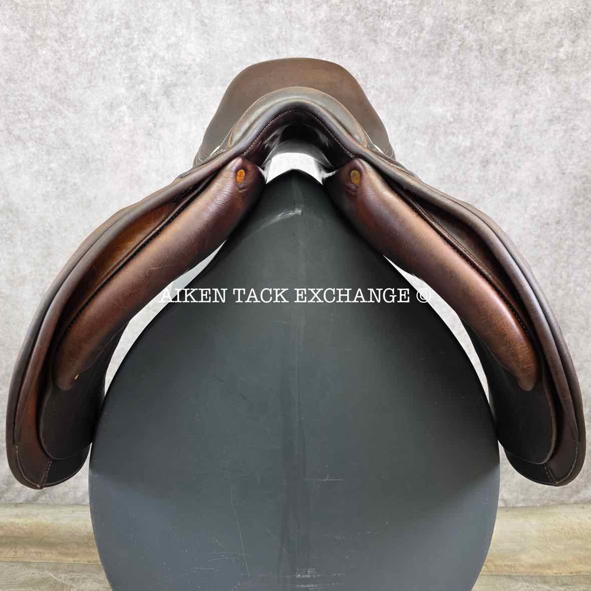 2003 Butet L-Seat (Semi Deep) Close Contact Jump Saddle, 17" Seat, 1 Flap, Medium Tree, Foam Panels