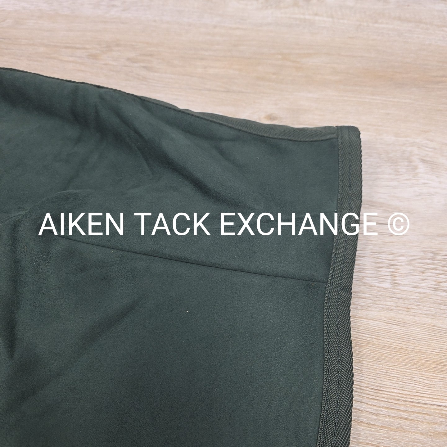 Fenwick Equestrian EquSuede Quarter Sheet, Hunter Green, Size M, Brand New