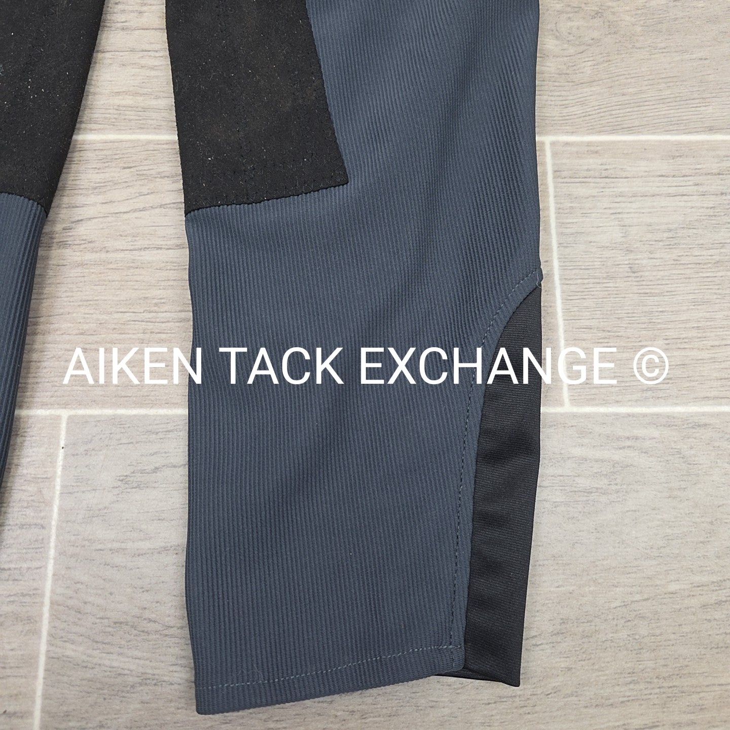 Devon-Aire Full Seat Breeches, Size 34 R