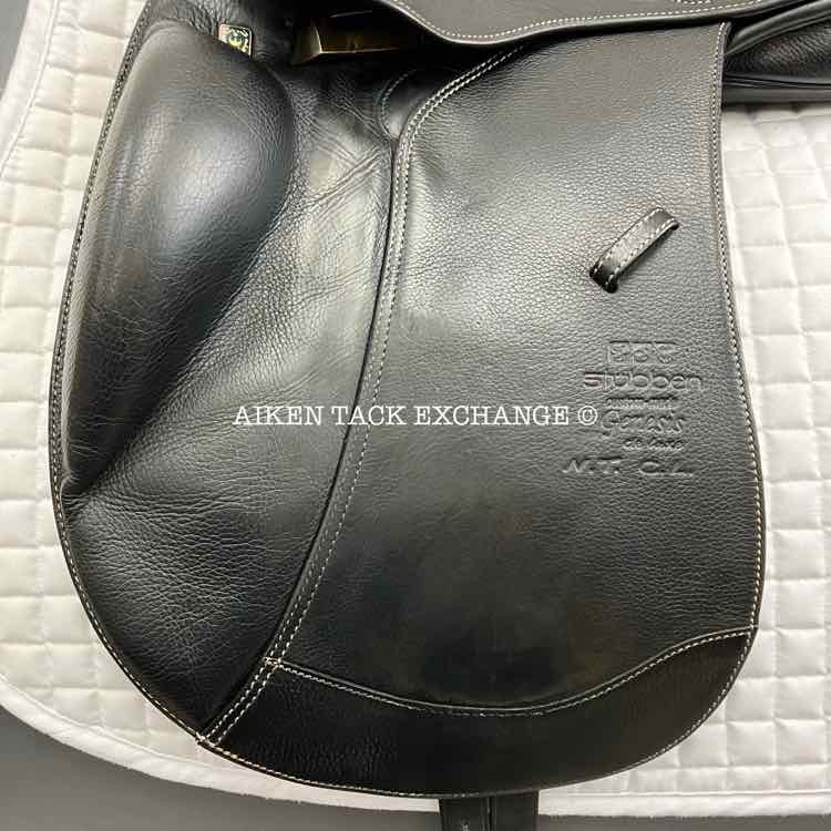 **On Trial** 2015 Stubben Genesis Deluxe CL NT Dressage Saddle, 17.5" Seat with Biomex, 28cm Tree - Medium Narrow, Wool Flocked Panels