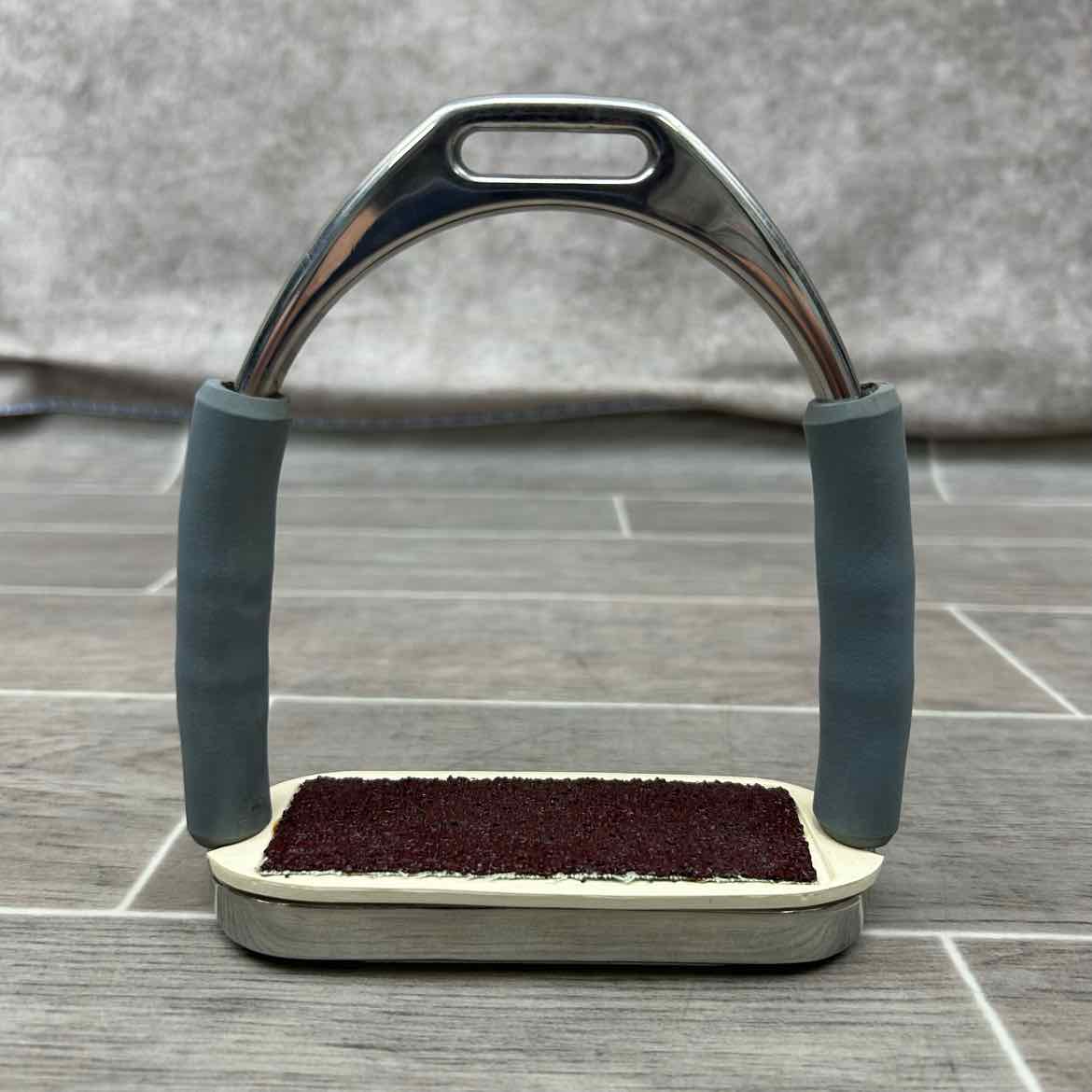 Intec Flex Rider UMS 6 Way Stirrup Irons with Sure Grip Pads 4.5"