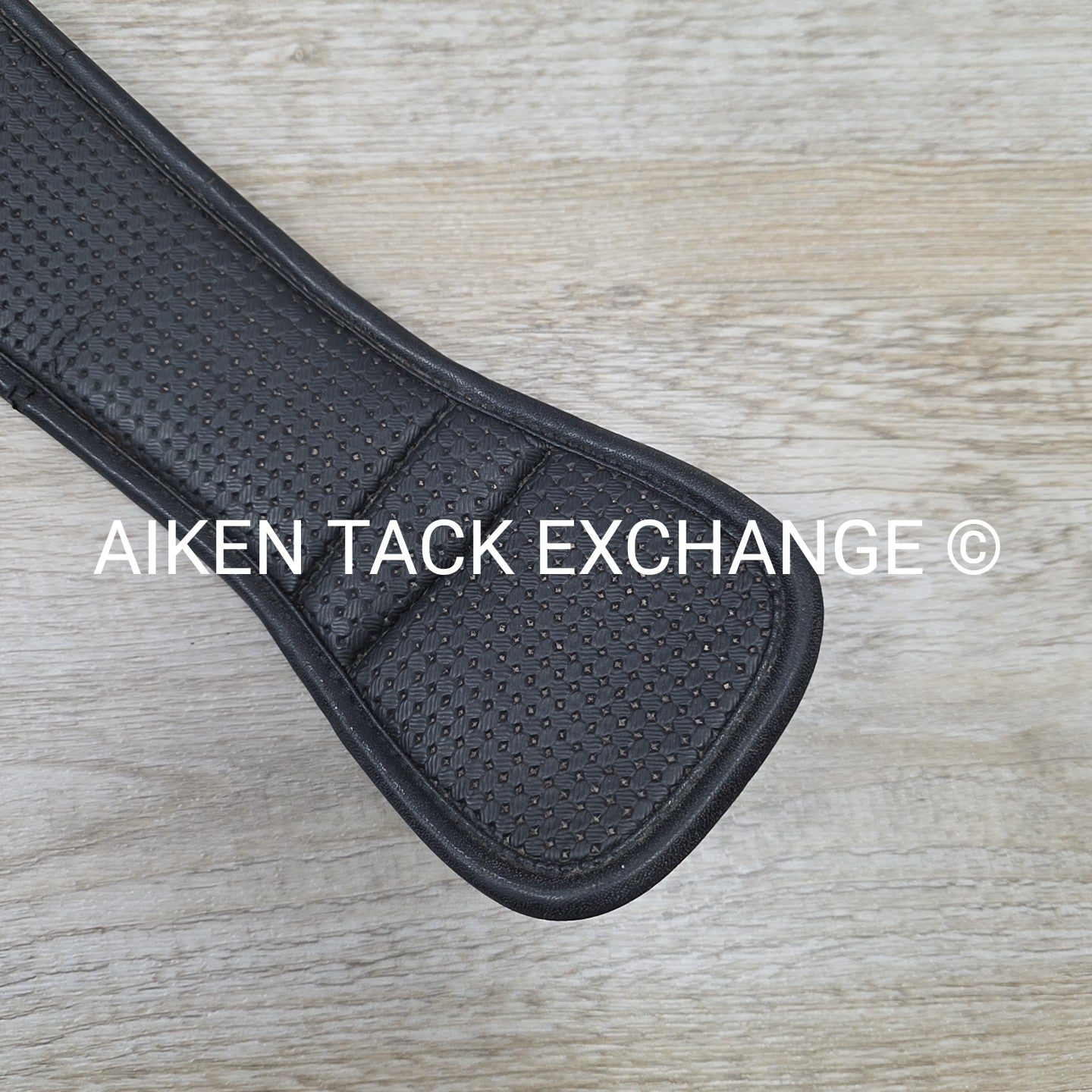 Wintec Chafeless Dressage Girth, Black, 32"