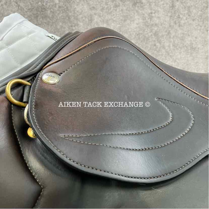 Adam Ellis Mono Event Jump Saddle, 17.5" Seat, Wide Tree, Wool Flocked Panels