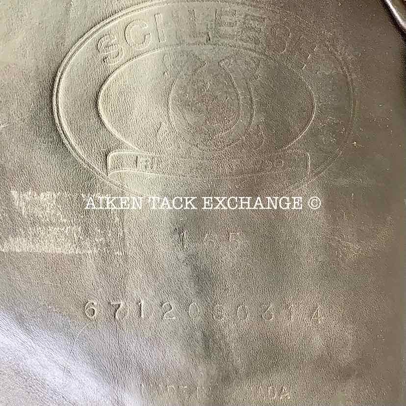 **SOLD** 2014 Schleese Jete Close Contact Jump Saddle, 16.5" Seat, Adjustable AdapTree, Wool Flocked Panels