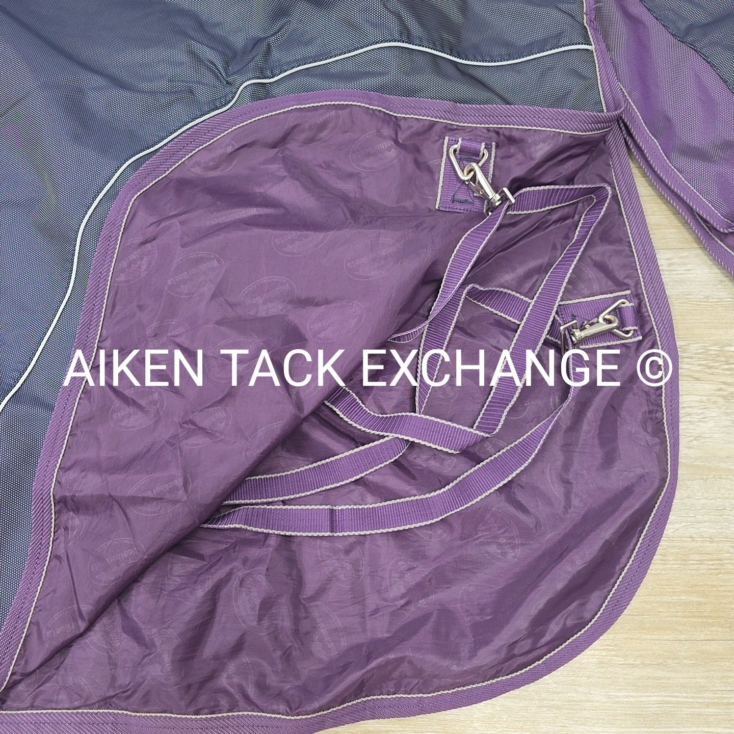 Weatherbeeta Taka Contour High Neck Medium Weight Turnout Blanket, 84"