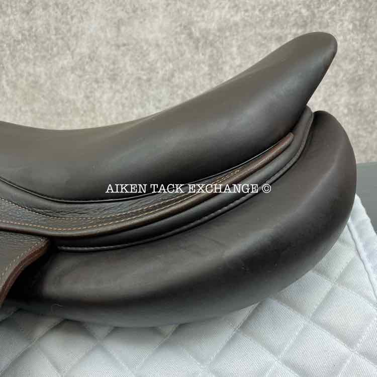 2014 CWD SE09 Monoflap Jump Saddle, 17.5" Seat, 2AA Flap, Medium Tree, Foam Panels