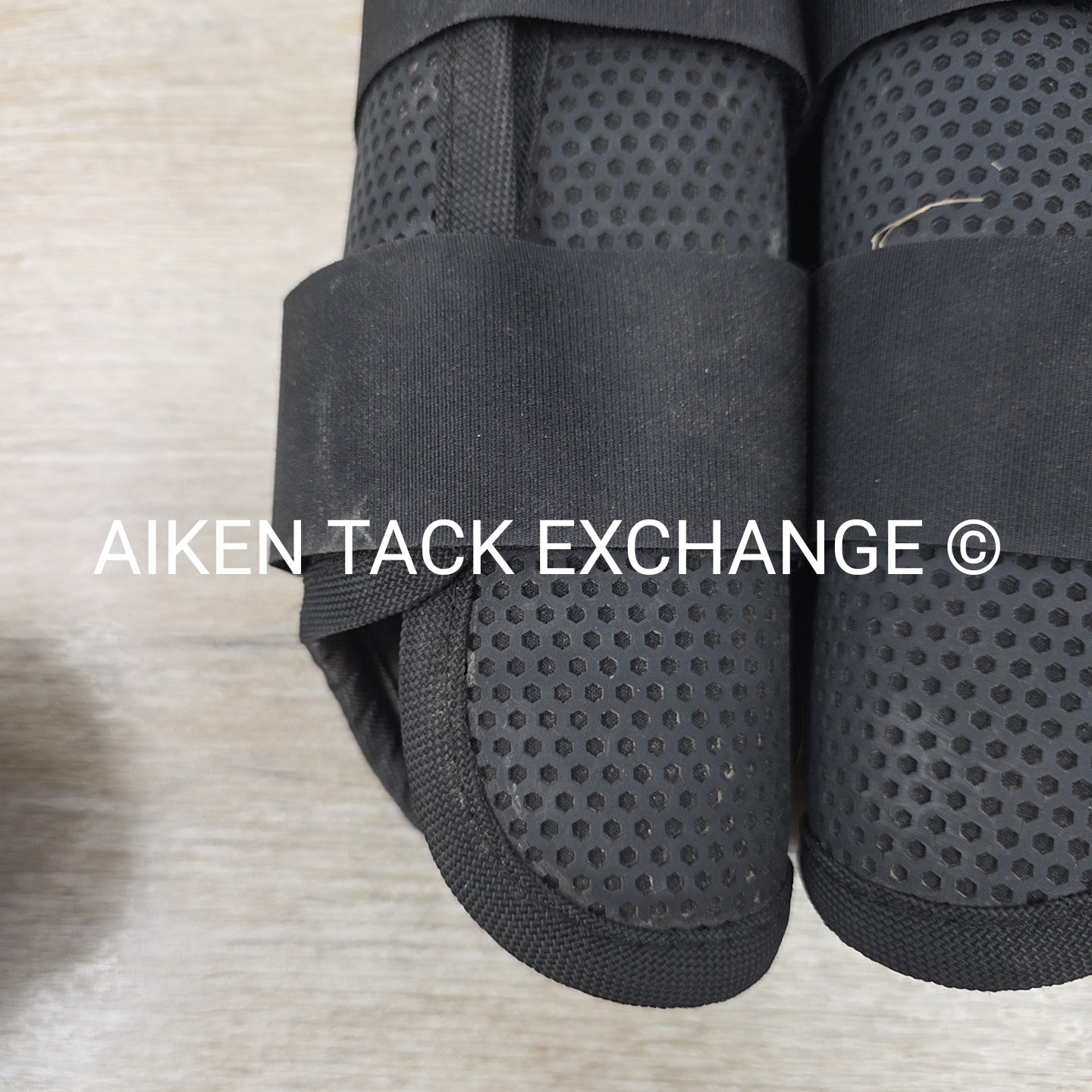 BARGAIN BUNDLE: Horze Impact Flexi Horse Boots, Medium & Large, Set of 4