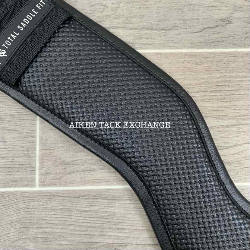 Total Saddle Fit Shoulder Relief Girth 32"