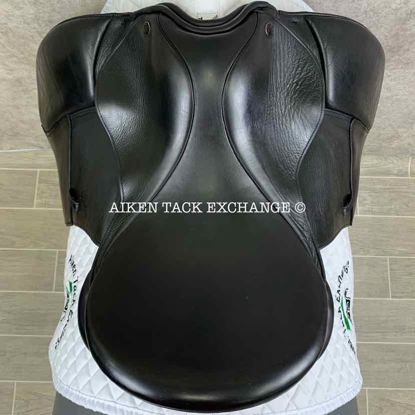 **SOLD** Marcel Toulouse Aachen Dressage Saddle, 17" Seat, Wide Tree, Wool Flocked Panels
