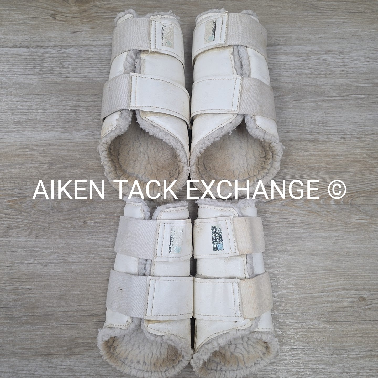 BARGAIN BUNDLE: Toklat Valena Fleece Lined Boots, Size Medium, Set of 4