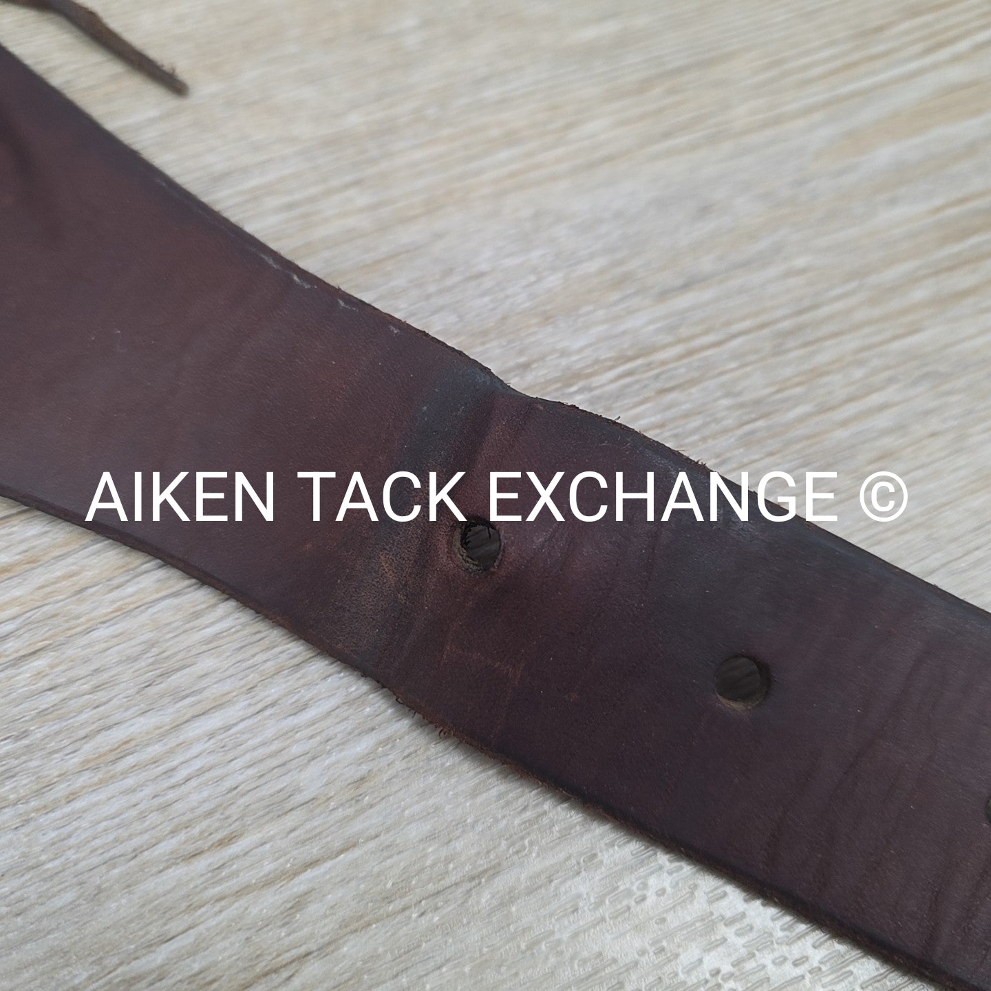 Y-Shaped Leather Off Billet, Brown