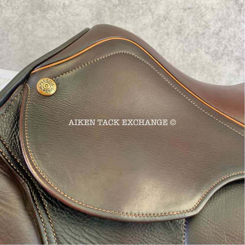 **SOLD** 2018 Pessoa Gen-X3 XCH Close Contact Jump Saddle, 17" Seat, Adjustable Tree - Changeable Gullet, Bayflex Foam Panels