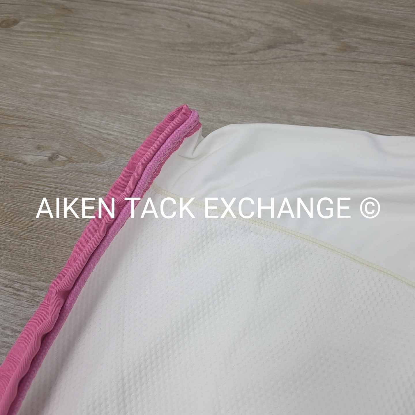 Fenwick Equestrian Pop Star Dress Sheet Sporty Cooler, 68"