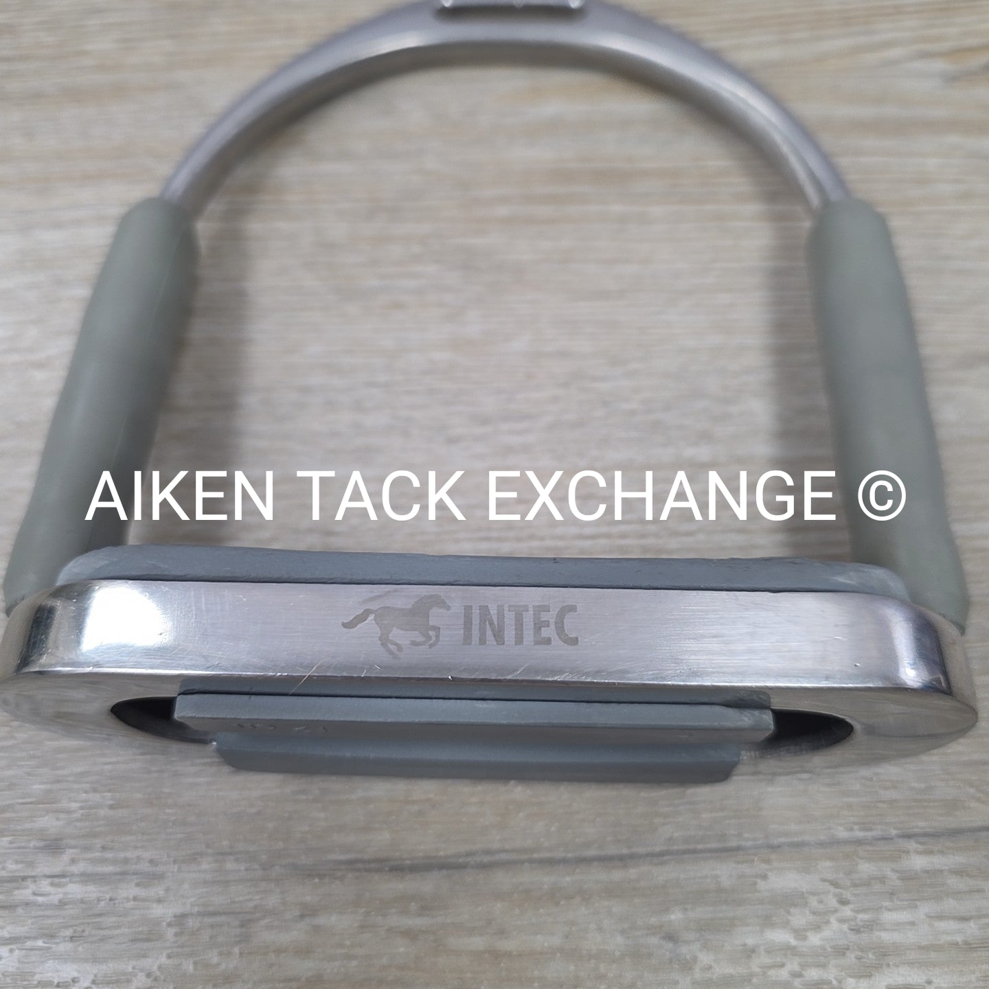 Intec Flex Stirrup Irons, 4.75"