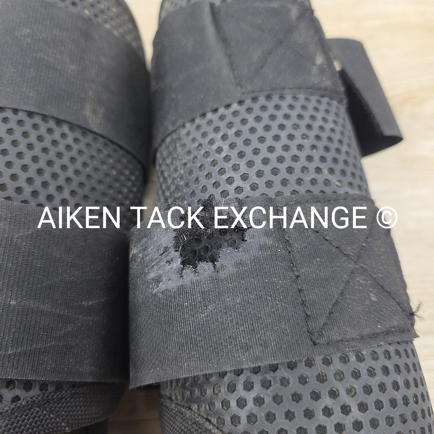 BARGAIN BUNDLE: Horze Impact Flexi Horse Boots, Medium & Large, Set of 4