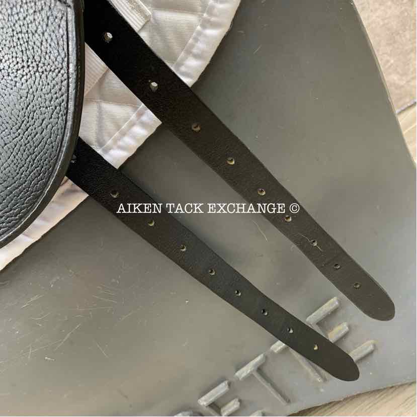 HDR Pro Buffalo Dressage Saddle, 17" Seat, Medium Wide Tree, Wool Flocked Panels