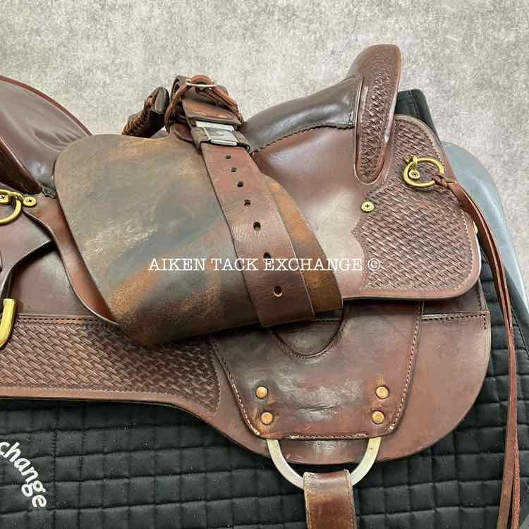 2000 Tucker Endurance Saddle, 18" Seat, Medium Tree - Semi QH Bars