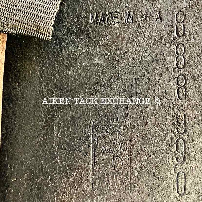 **SOLD** 2019 JRD Bella Dressage Saddle, 17.5" Seat, Medium Tree, Wool Flocked Panels