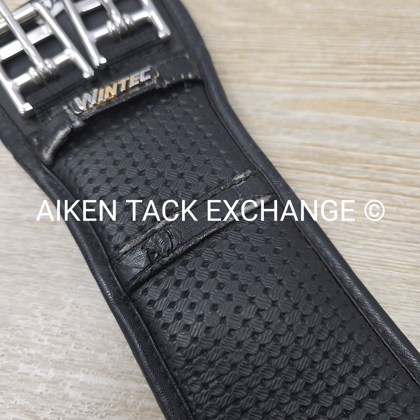 Wintec Chafeless Dressage Girth, Black, 32"