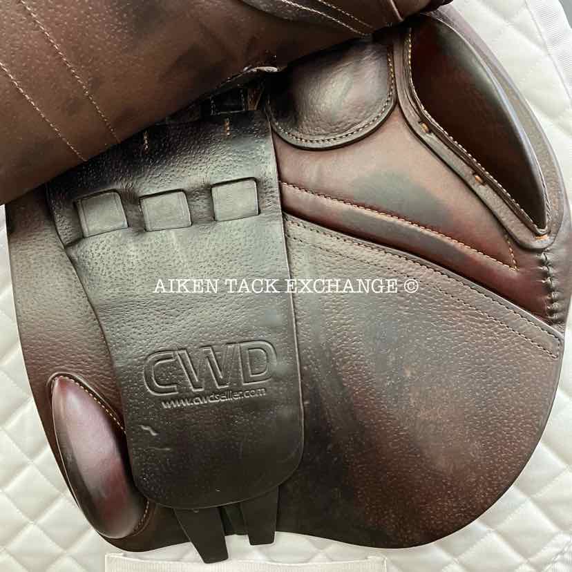 2015 CWD SE02 Close Contact Jump Saddle, 17" Seat, 3L Flap, Medium Tree, Foam Panels, Full Buffalo Leather