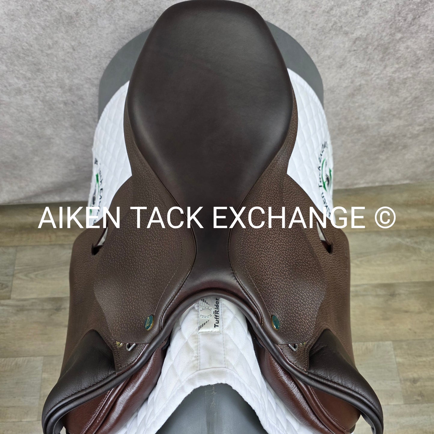 2017 Prestige Roma Jump Saddle, 18" Seat, 33 Tree - M/MW, Wool Flocked Panels