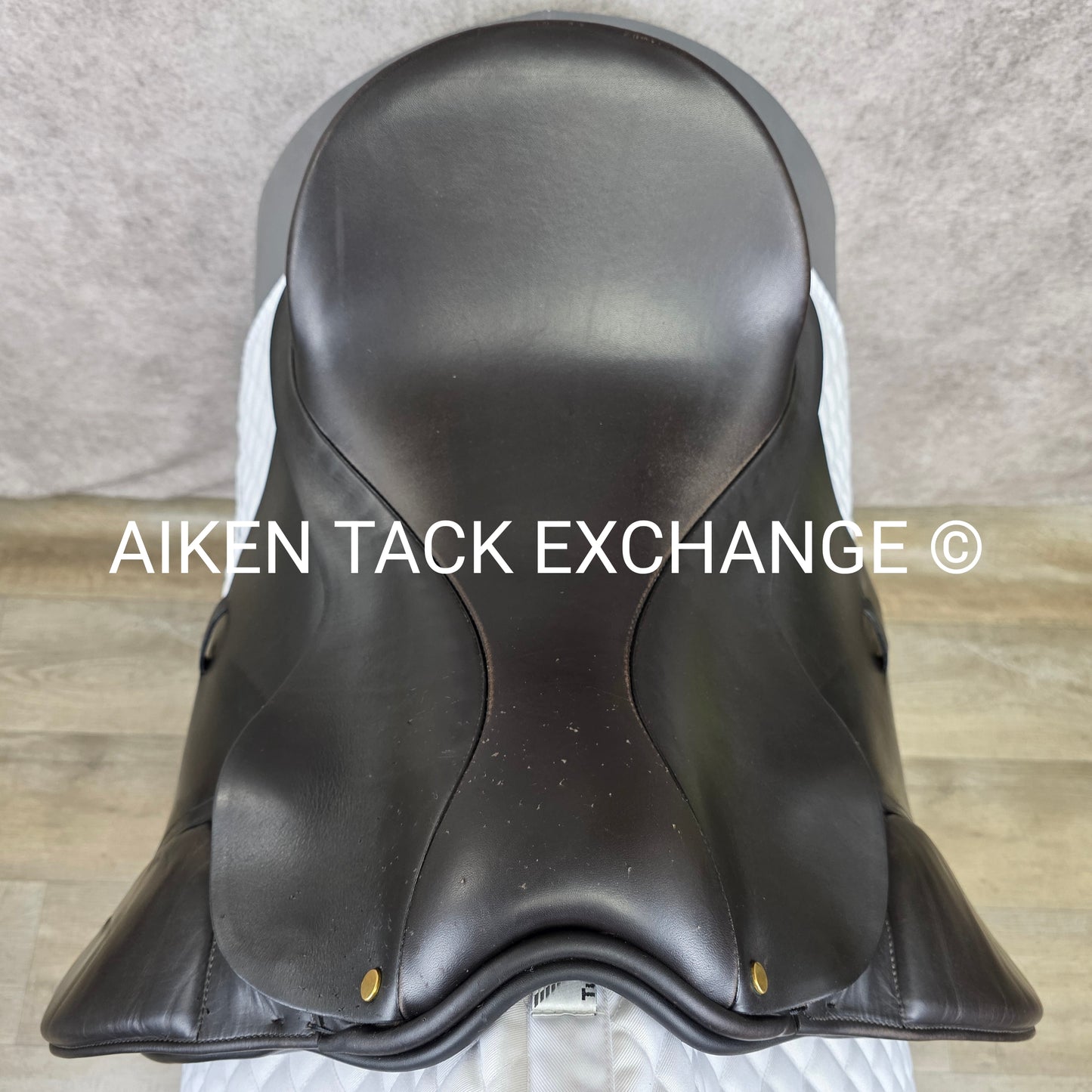 Albion Original Comfort Dressage Saddle, 17.5" Seat, Medium Wide Tree, Wool Flocked Panels