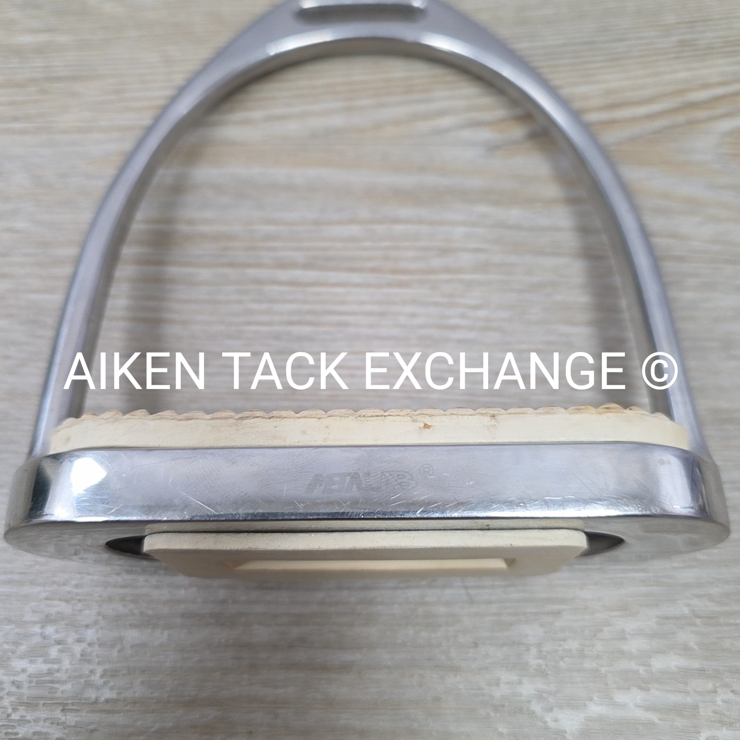 Metalab Fillis Stirrup Irons, 4.5"