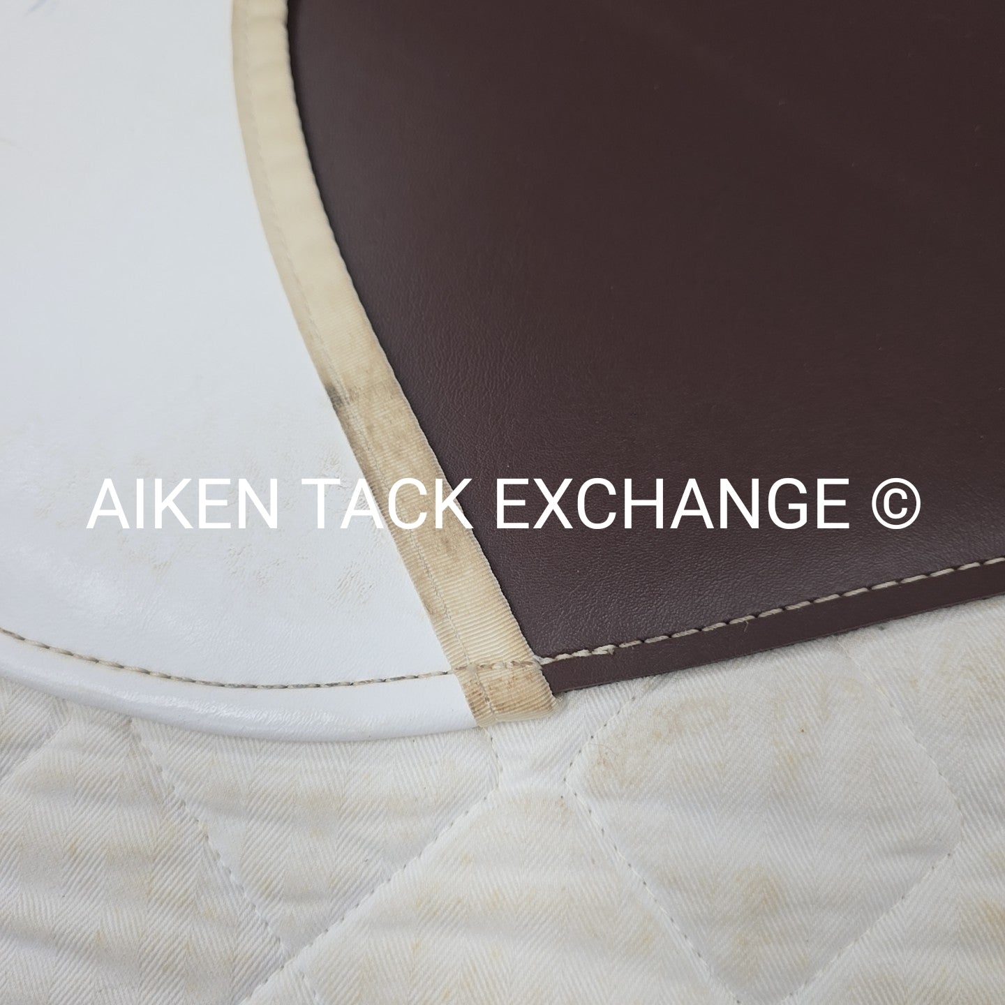 Shimmable Dressage Saddle Pad with Fleece Lining