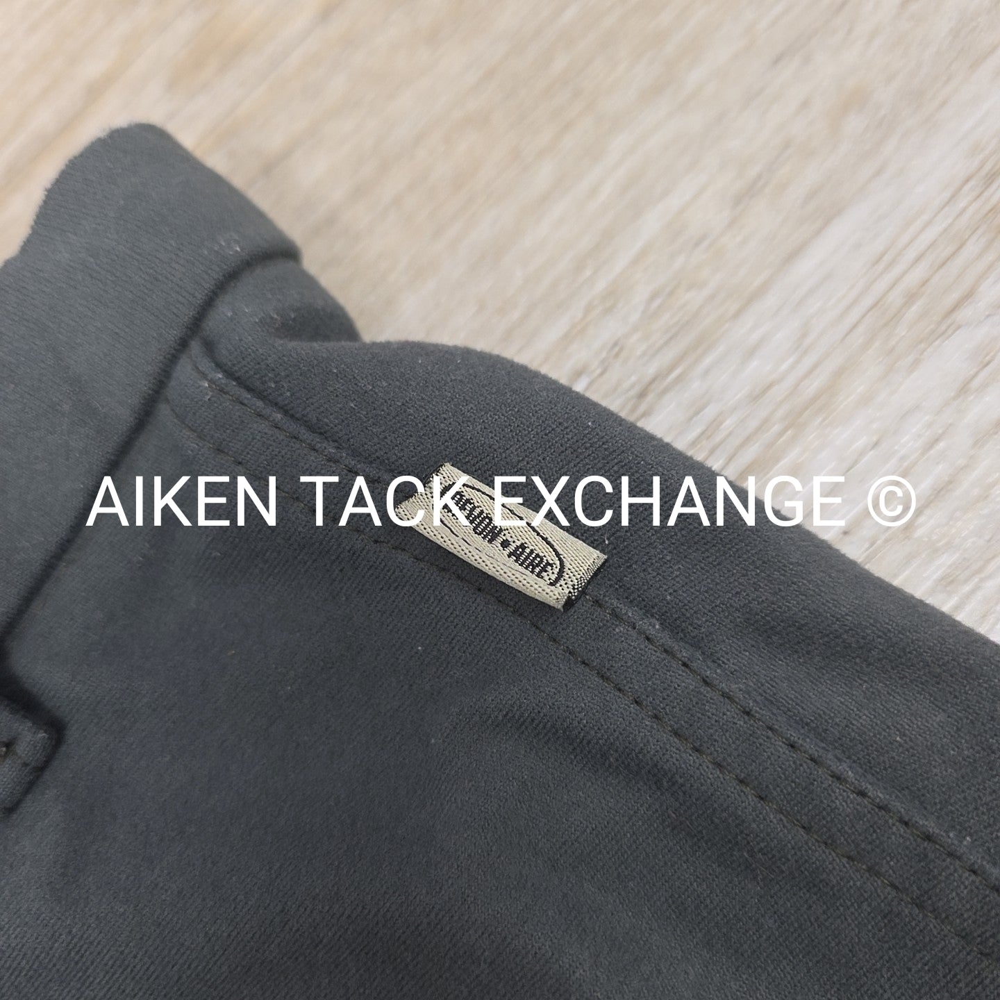 Devon-Aire Knee Patch Breeches, Size 26