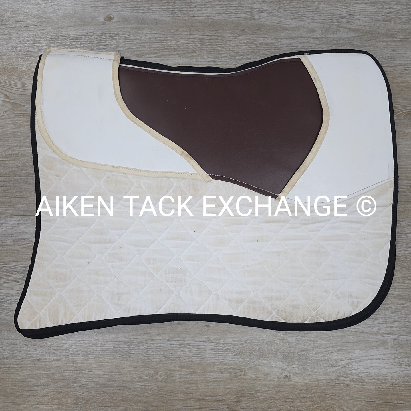 Shimmable Dressage Saddle Pad with Fleece Lining