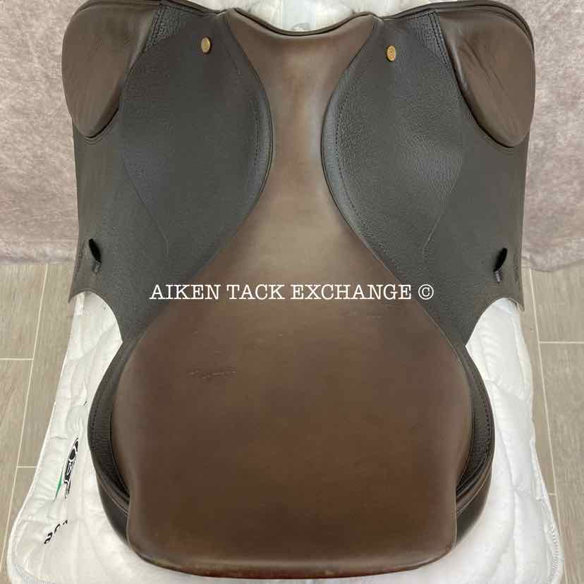 True Brit All Purpose Jump Saddle, 17" Seat, Medium Tree, Foam Panels