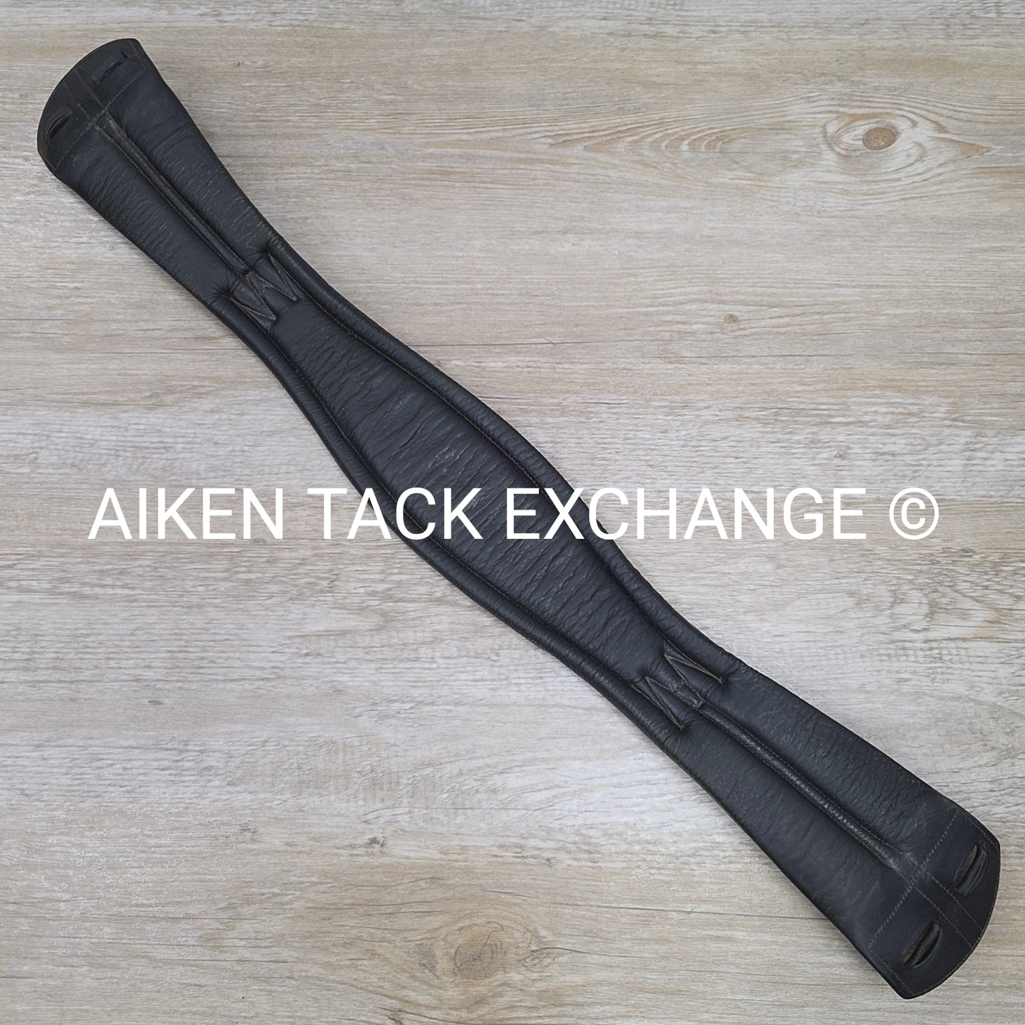 KL Select Red Barn Smart Girths, Black, 28"