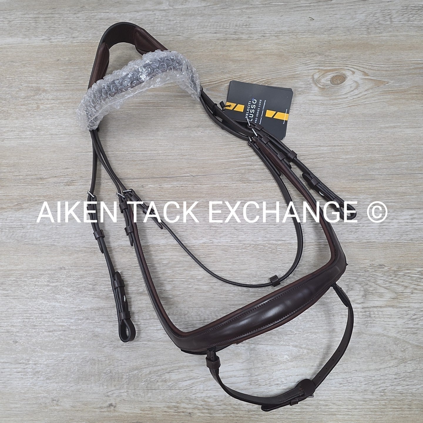 Shires Velociti Lusso Ergonomic Curved Flash Bridle, Size Full