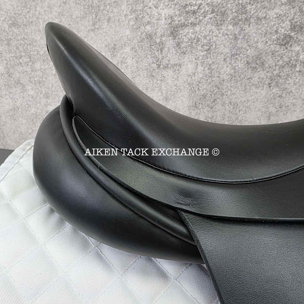 Centaur by Michael Stokes Para Dressage Saddle, 18" Seat, Medium Tree, Wool Flocked Panels