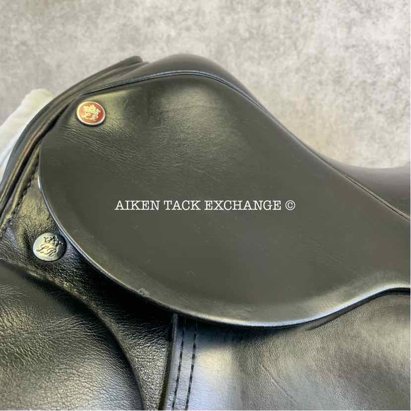 2010 Lovatt & Ricketts Berkeley Dressage Saddle, 18" Seat, Medium Wide/Wide Tree, Wool Flocked Pony Panels