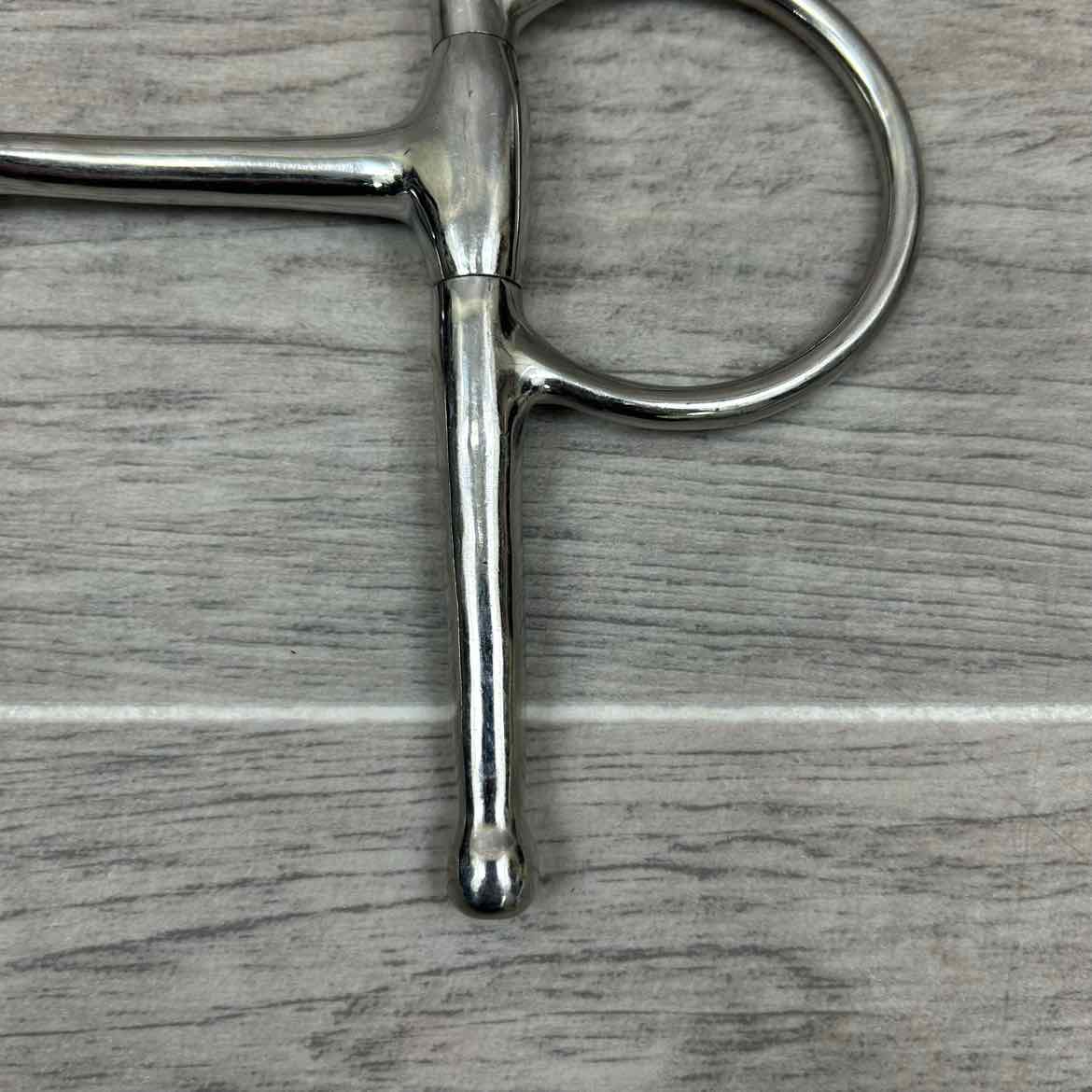 Smucker's Single Joint Large Ring Full Cheek Bit 5.5" (8" Cheeks)