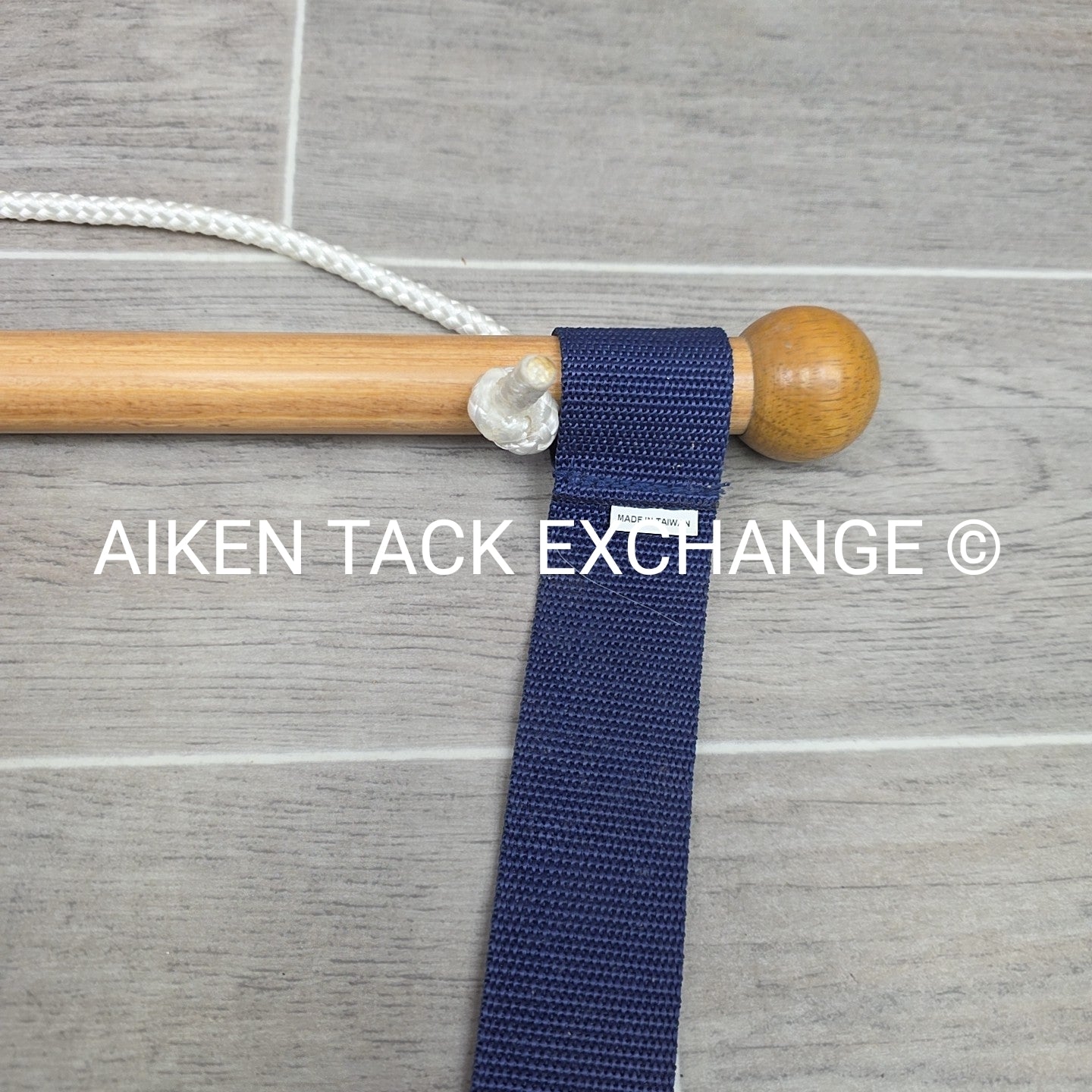 Hanging Wood Blanket Rack