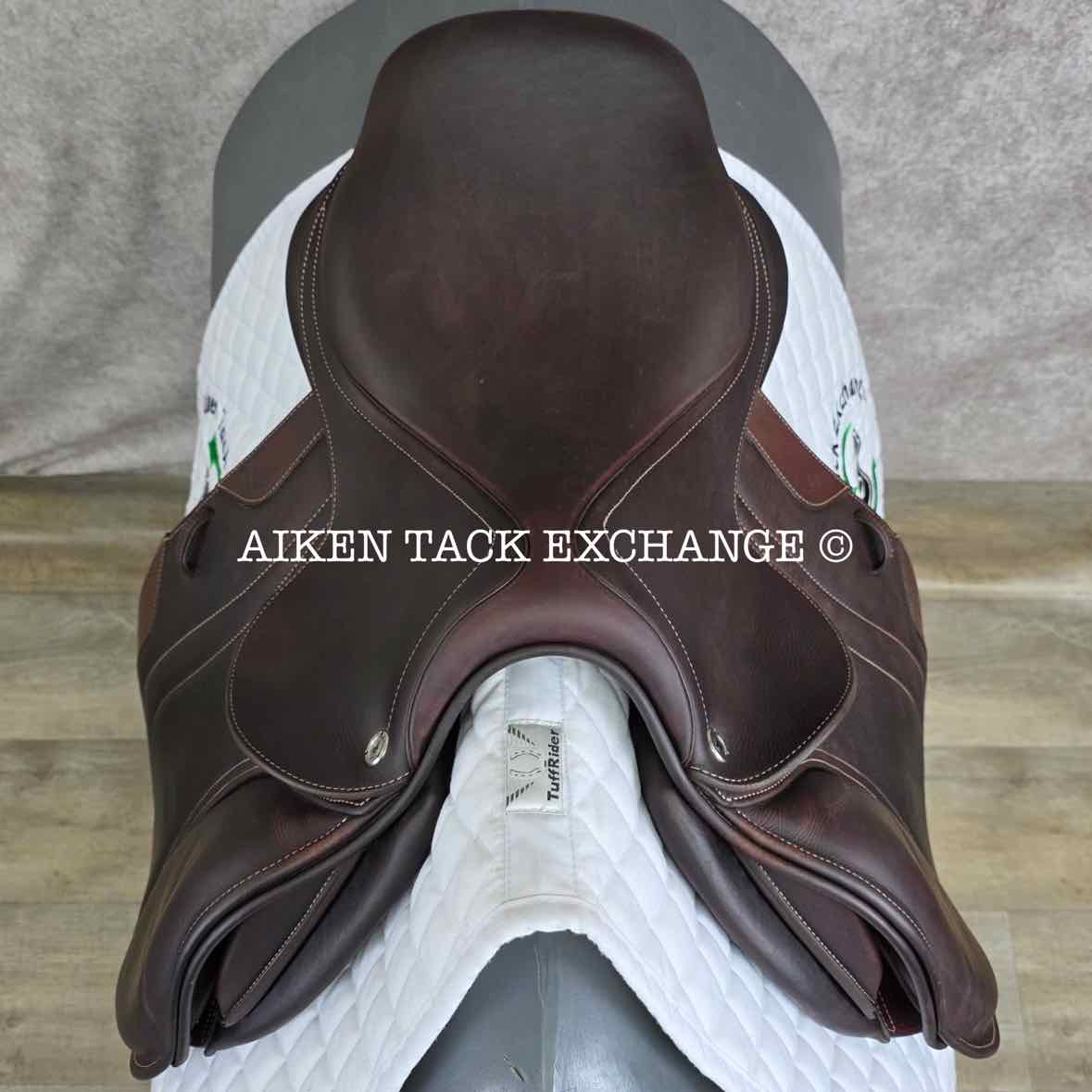 2023 CWD SE03 Close Contact Jump Saddle, 16.5" Seat, 2L Flap, Medium Tree, Foam Panels, Full Buffalo Leather