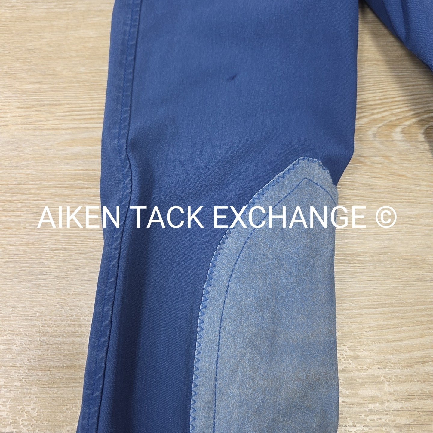 Tailored Sportsman Trophy Hunter Knee Patch Breeches, Size 8