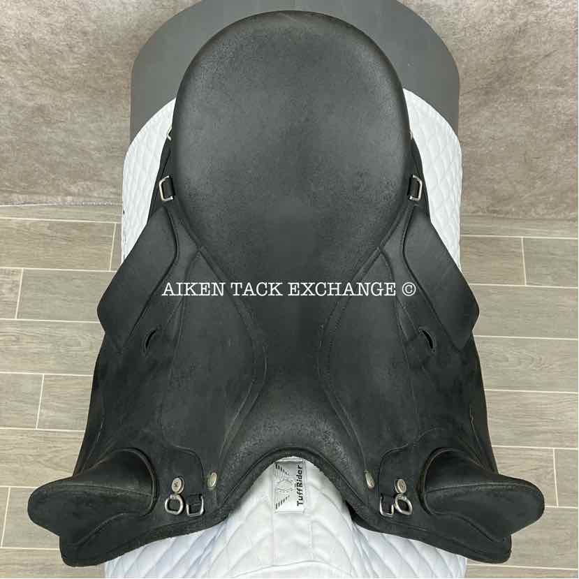 **SOLD** 2015 Wintec Pro Endurance Saddle, 17" Seat, Adjustable Tree - Changeable Gullet, CAIR Panels