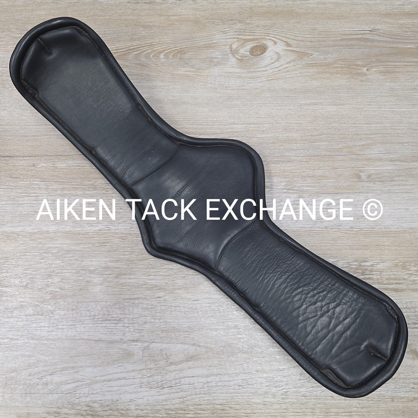 Voltiare Short Anatomic Girth, Black, 20"