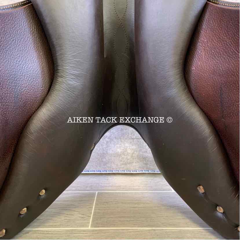 **SOLD** 2020 Antares Contact Jump Saddle, 17" Seat, 1A Flap, Medium Tree, Foam Panels, Full Buffalo Leather