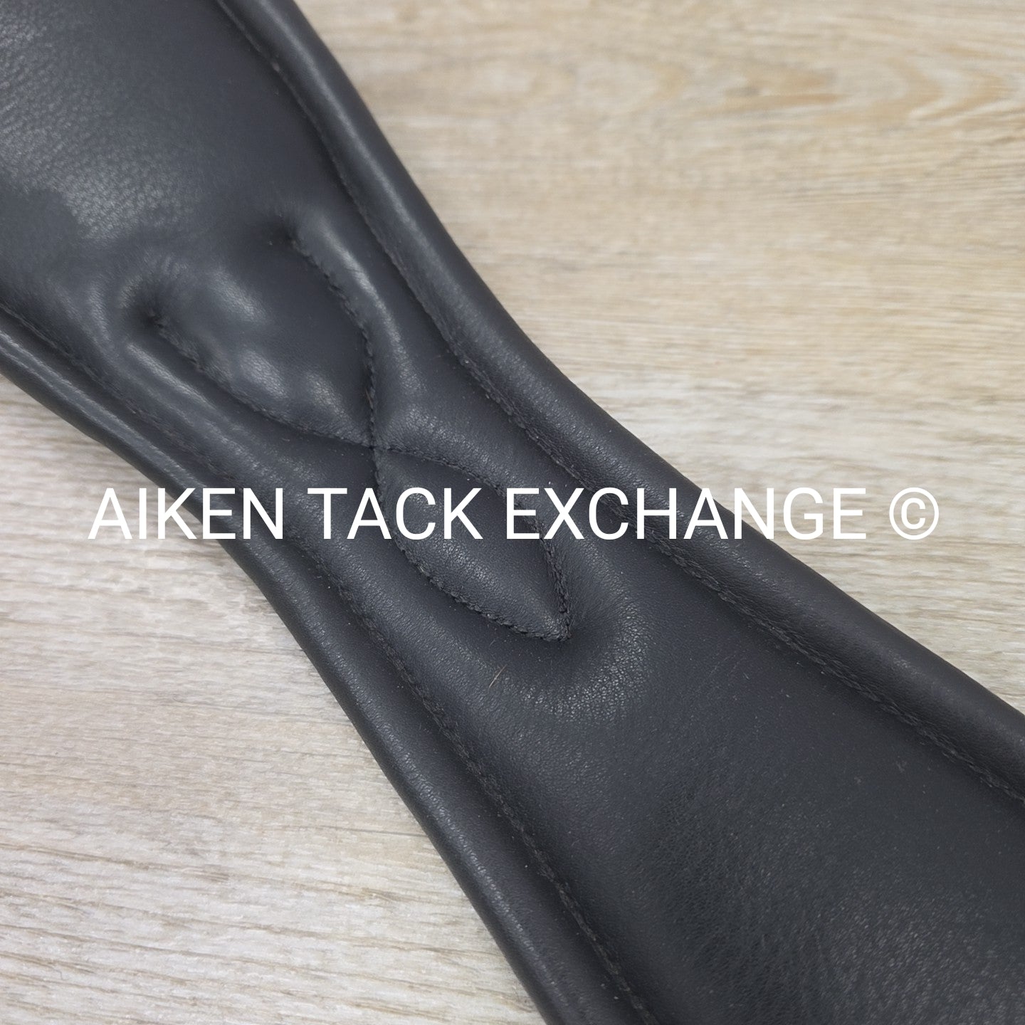 Cavaletti Collection Vogue Dressage Girth, Black, 26"