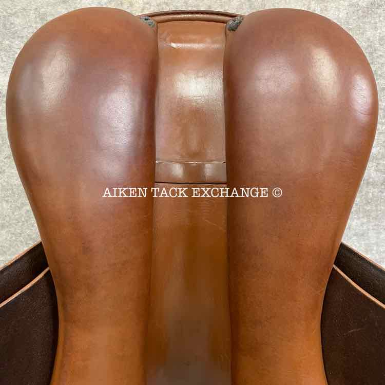 2001 Prestige Hippos Red Fox Close Contact Jump Saddle, 18" Seat, 33 Tree - Medium (Adjustable), Wool Flocked Panels